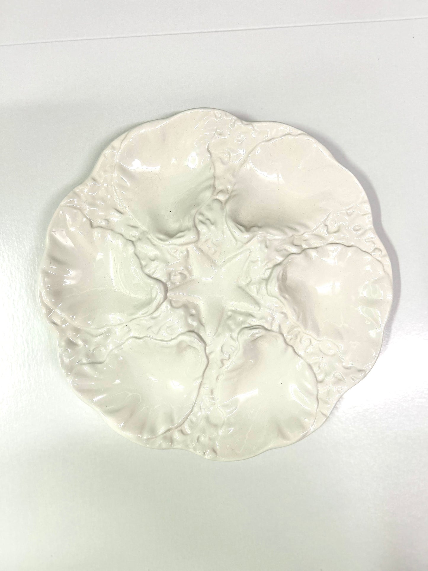 White Oyster Plate with Star Center
