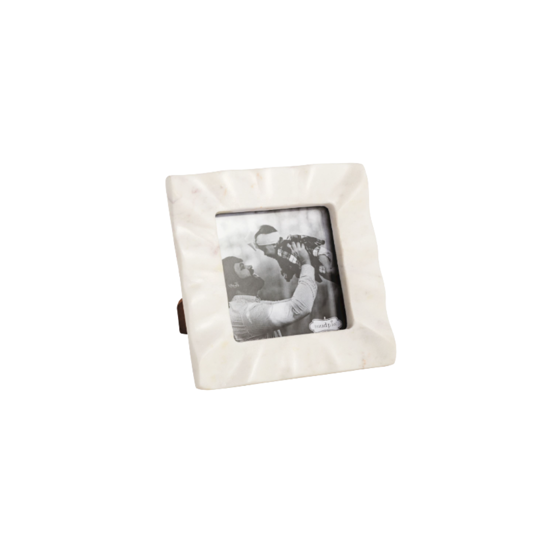 Square Ruffled Marble Frame