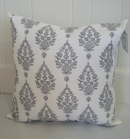 Helen in Linen Pillow