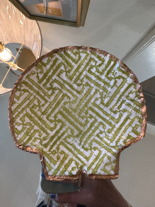 Eastwind Designs Large Scallop Shell Dish