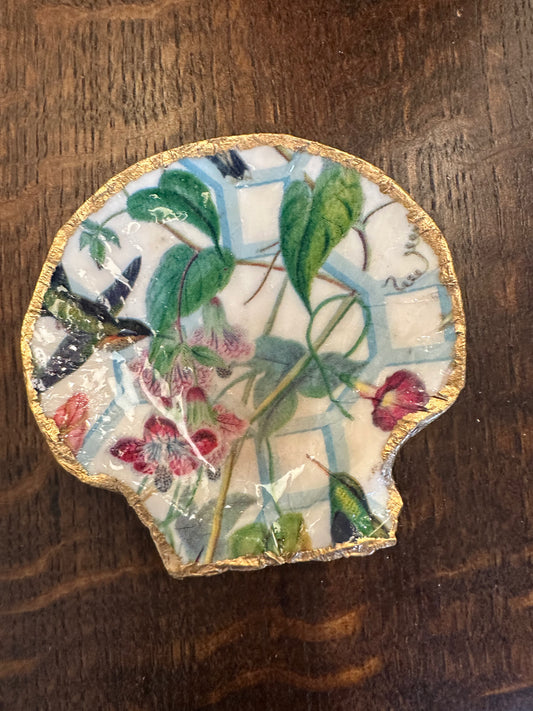 Eastwind Designs Medium Scallop Shell Dish