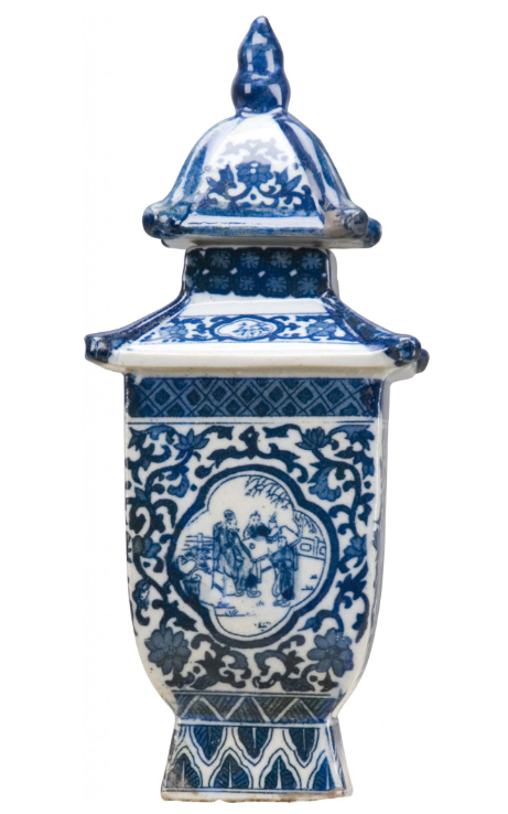 Petite Pagoda Box Blue and White Courtyard Scene