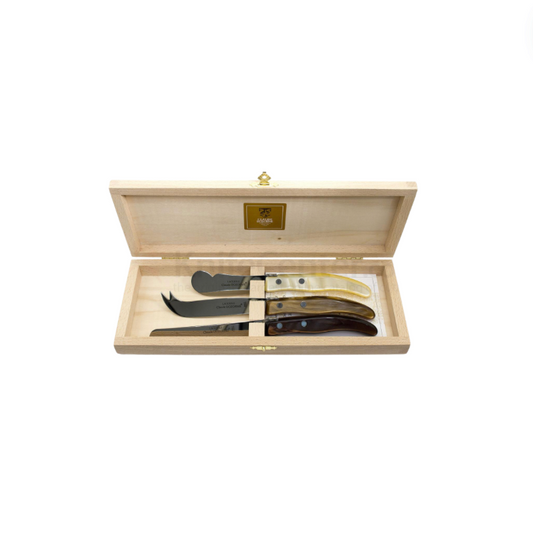 Berlingot 3 Piece Natural Brown Handle Breakfast Set