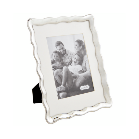 Wavy Metal Frames