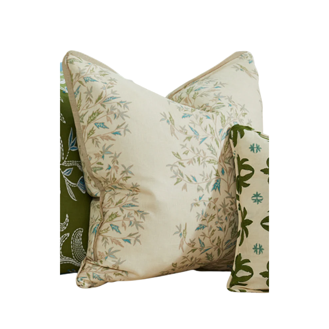 Maison Venu Holly Vine Verdant 20x20