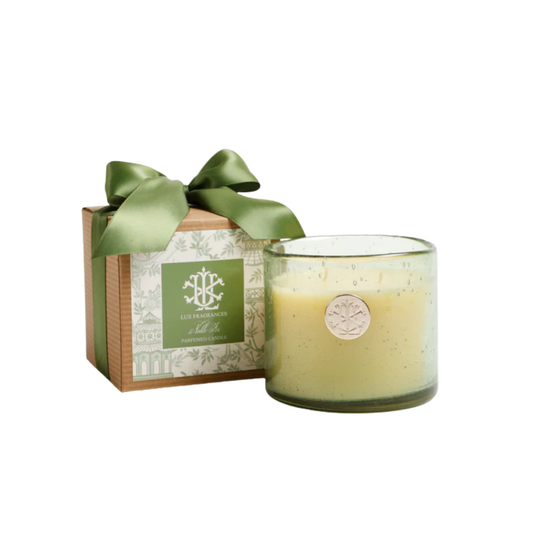 Lux Fragrances Noble Fir 13 oz Candle with Bow